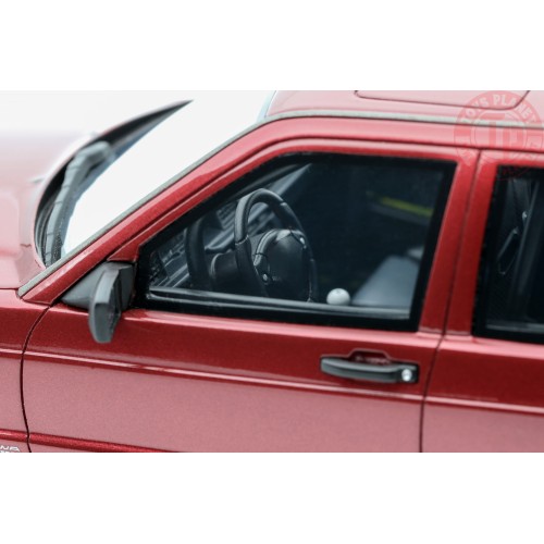 Mercedes 190E RAUH-WELT REPUBLIK 190E 2,5-16 ALMANDINE RED 512 OT1083 OTTOMOBILE