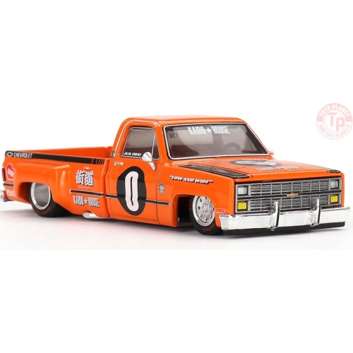 CHEVROLET SILVERADO DUALLY KAIDO WORKS V2-ORANGE 1/64 KHMG090 Mini Gt