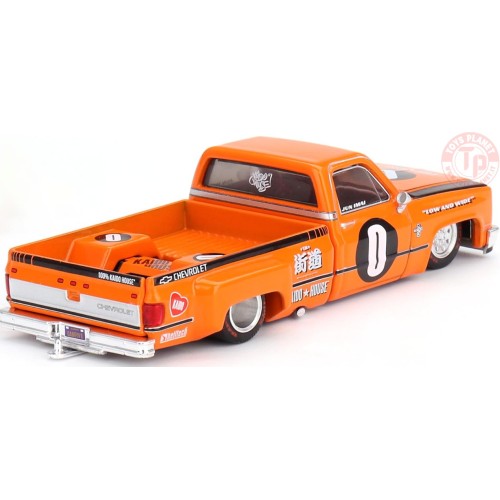 CHEVROLET SILVERADO DUALLY KAIDO WORKS V2-ORANGE 1/64 KHMG090 Mini Gt