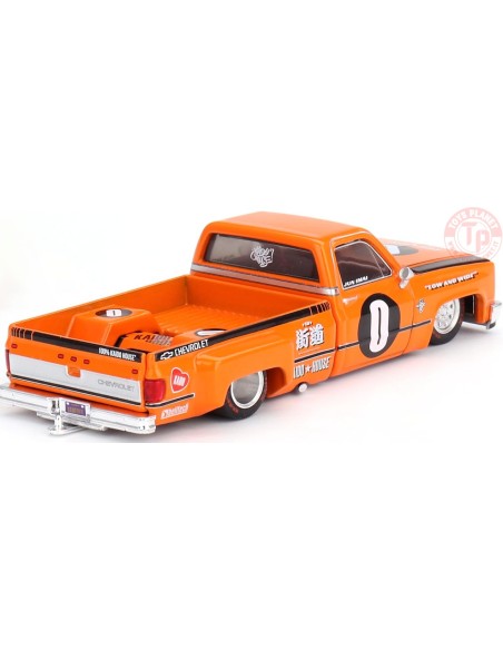 CHEVROLET SILVERADO DUALLY KAIDO WORKS V2-ORANGE 1/64 KHMG090 Mini Gt CHEVROLET SILVERADO DUALLY KAIDO WORKS V2-ORANGE 1/64 KHMG090 Mini Gt