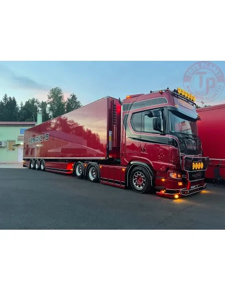 Scania Next Gen sleepas met 3-assige koeloplegger Heinrichs TEKNO 85147 TEKNO Scania Next Gen sleepas met 3-assige koeloplegger Heinrichs TEKNO 85147 TEKNO