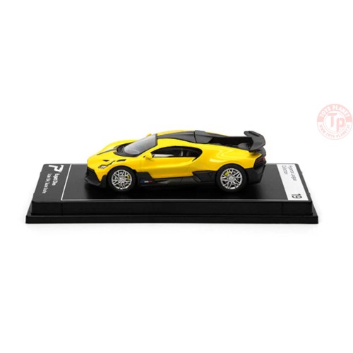 BUGATTI DIVO-YELLOW 1/64 KTH19 POSTERCARS