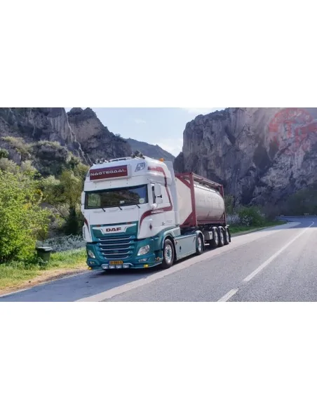 DAF XF SUPER SPACE CAB MY2017 4X2 30FT CONTAINER TRAILER - 3 AXLE + 20FT TANK CONTAINER - JAN NAGTEGAAL TRANSPORT WSI 01-4297... DAF XF SUPER SPACE CAB MY2017 4X2 30FT CONTAINER TRAILER - 3 AXLE + 20FT TANK CONTAINER - JAN NAGTEGAAL TRANSPORT WSI 01-4297...