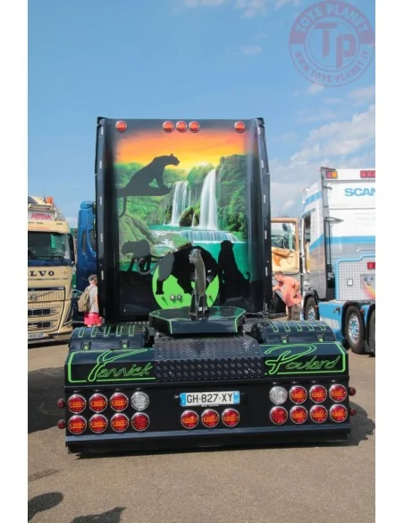 SCANIA S HIGHLINE CS20H 4X2 YANNICK POULARD WSI 01-4351 WSI MODELS