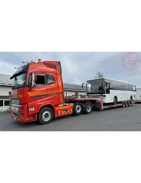 VOLVO FH5 GLOBETROTTER 6X2 TWIN STEER TRUCK TRANSPORTER - 3 AXLE SÆTER AUTO WSI 01-4435 WSI MODELS