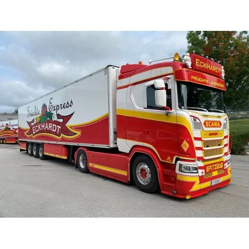 Scania Next Gen S-serie 4x2 met 3 assige koeltrailer Eckhardt TEKNO 84603 TEKNO