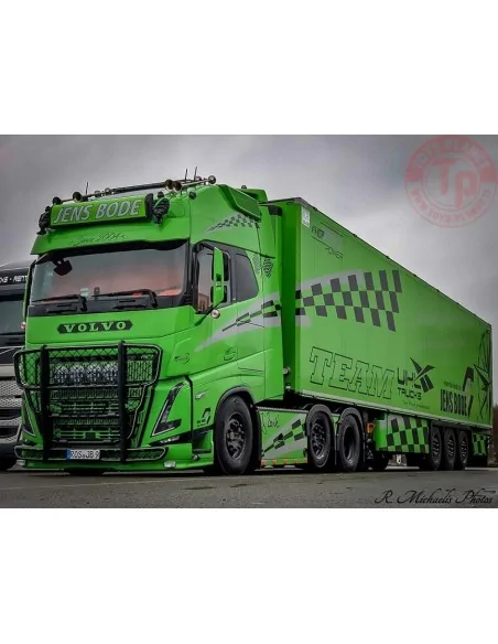 Volvo FH05 Globetrotter XL met 3-assige koeloplegger jens Bode TEKNO 85525 TEKNO Volvo FH05 Globetrotter XL met 3-assige koeloplegger jens Bode TEKNO 85525 TEKNO
