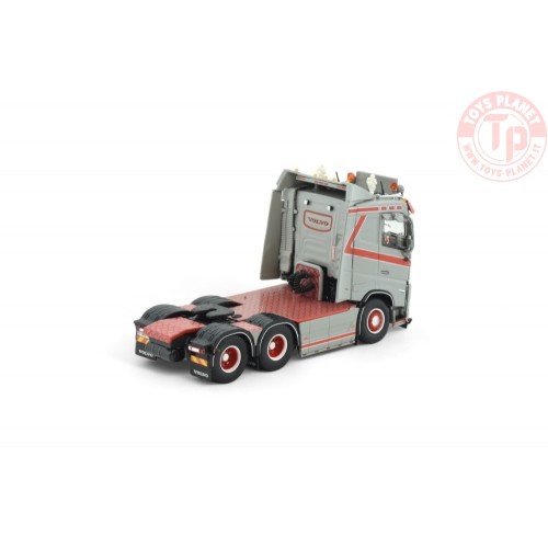 Volvo FH05 6x2 sleepas trekker Michiel de Roy TEKNO 86001 TEKNO