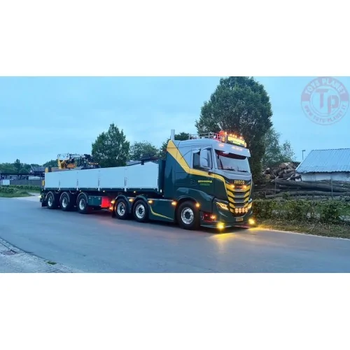 IVECO S-WAY AS LOW 6X2 TWIN STEER BRICK TRAILER - 3 AXLE BRONSEMA STROOBOS WSI 01-4254 WSI MODELS