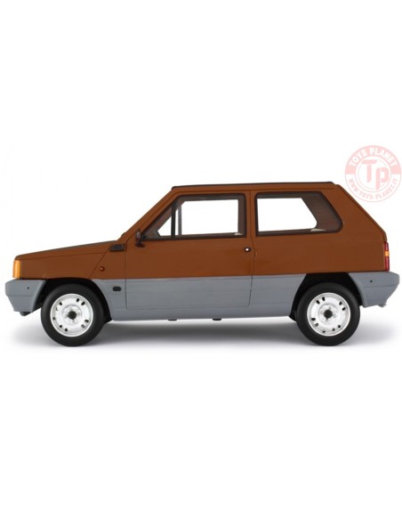 Fiat Panda 30 1980 - Marrone Land - 1/18 LM132A3 LAUDORACING Fiat Panda 30 1980 - Marrone Land - 1/18 LM132A3 LAUDORACING
