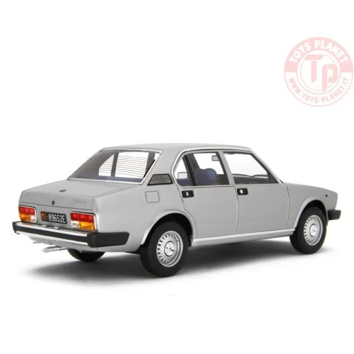 ALFA ROMEO ALFETTA 2.0 L 1978 1:18 LM154C LAUDORACING