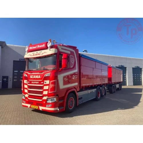 Scania Next Gen 770S-V8 met resin bakken Michael Brandt TEKNO 82976 TEKNO