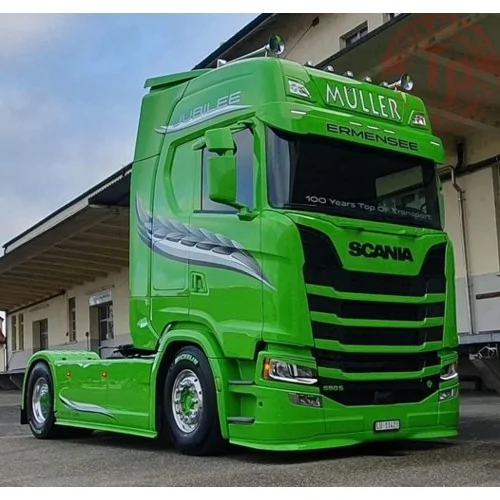 Scania Next Gen 590S Highline met 3-assige koeloplegger Müller 100 Jahr TEKNO 86267 TEKNO