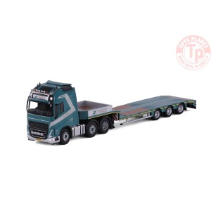 Volvo FH5 Globetrotter XL with Semi low loader Van Veen Transport CAVALLINO 20-10300 CAVALLINO