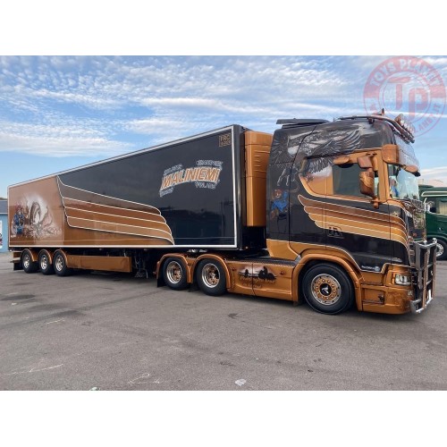 Scania Next Gen S-serie Highline met 3-assige koeloplegger Maliniemi TEKNO 85910 TEKNO