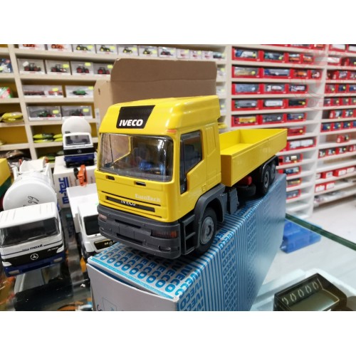 Iveco eurotech giallo 1:50 CON 5 CONRAD