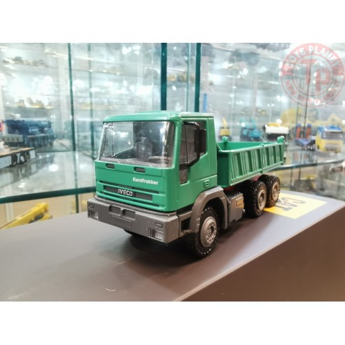 Iveco eurotrakker 1:50 CONRAD 4840 CONRAD