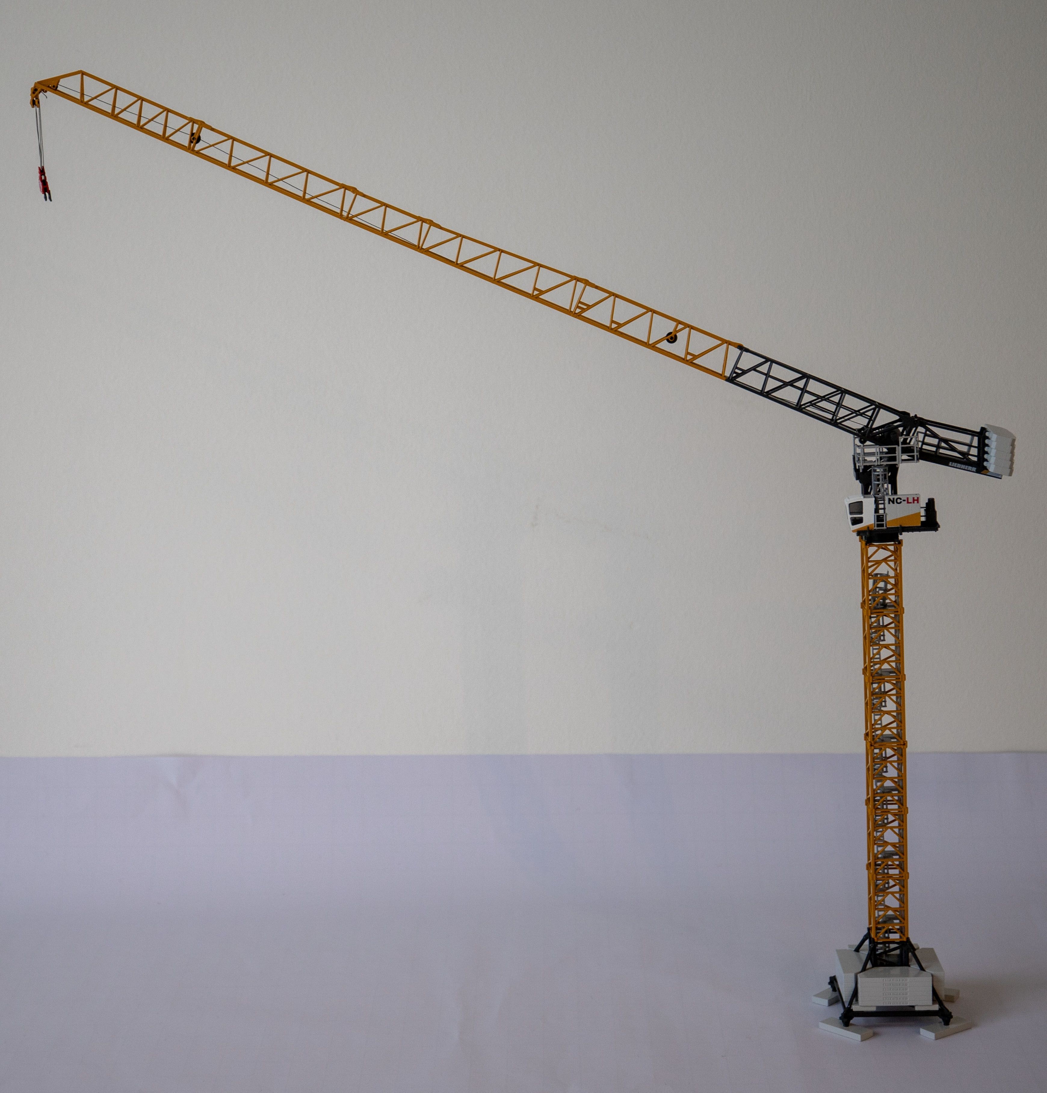 GRUE LIEBHERR 1/50 81 K EUR 26,50 - FR