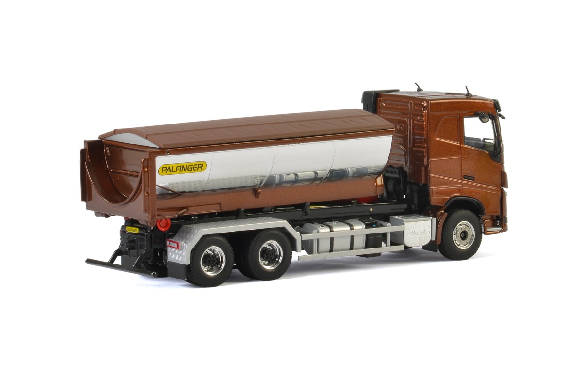 WSI 04-2046 Volvo FH4 Sleeper Cab 6x4 Container per asfalto scarrab
