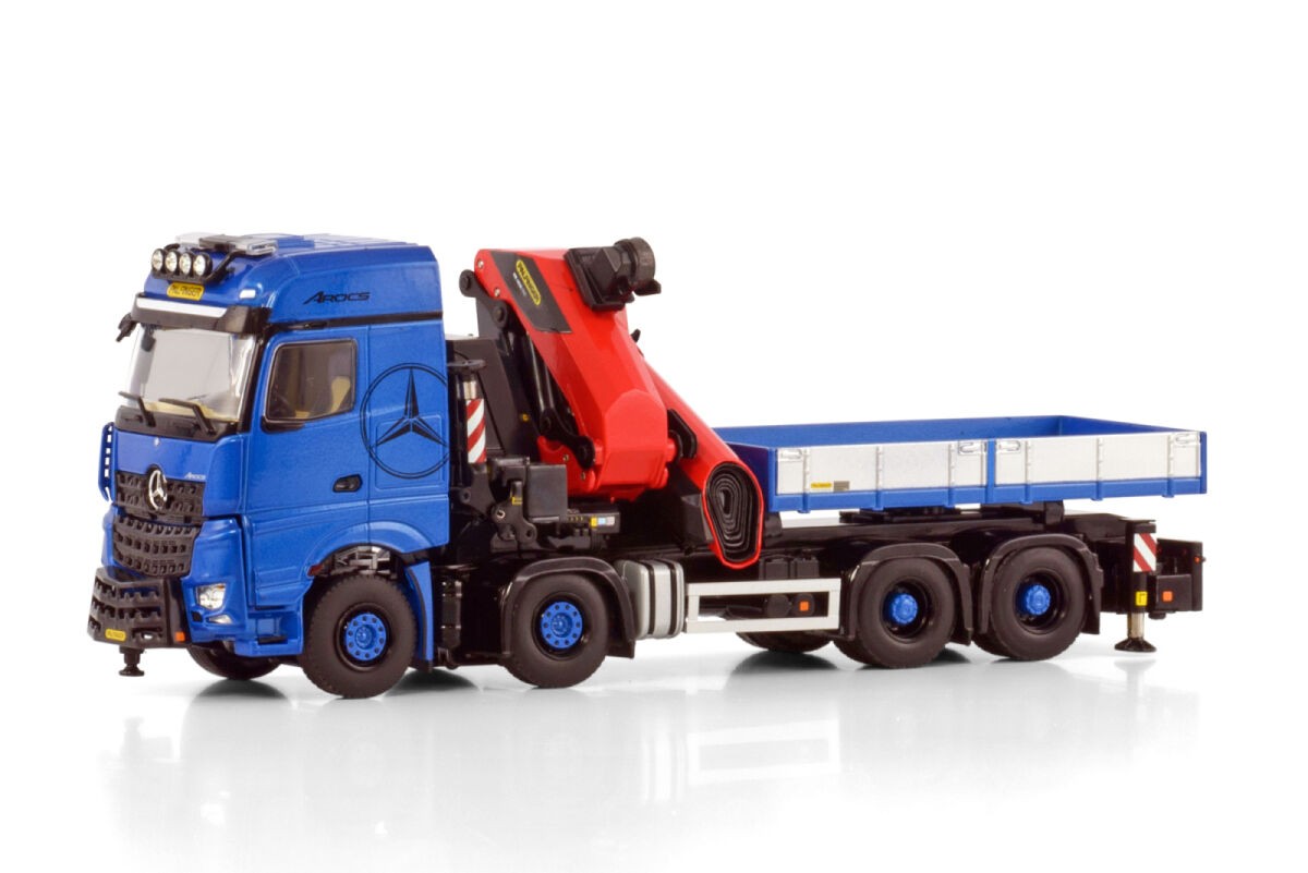 WSI 04-2203 MERCEDES-BENZ AROCS MP5 BIG SPACE 8X4 WITH PALFINGER PK