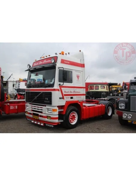 Set van 2 trekkers: Volvo F16 Globetrotter & Volvo FH16 Globetrotter XL Henrik Skov Christensen TEKNO 86018 TEKNO Set van 2 trekkers: Volvo F16 Globetrotter & Volvo FH16 Globetrotter XL Henrik Skov Christensen TEKNO 86018 TEKNO