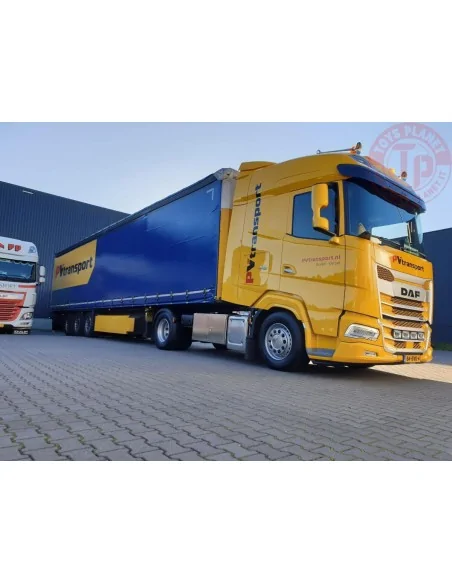 DAF XG 4X2 CURTAINSIDE TRAILER - 3 AXLE PV TRANSPORT WSI 01-4534 WSI MODELS