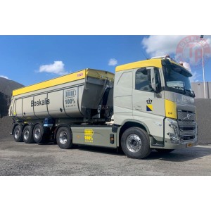 VOLVO FH5 SLEEPER CAB ELECTRIC 4X2 NON STEERING TIPPER TRAILER - 3 AXLE Boskalis WSI 01-4510 WSI MODELS