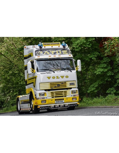 Volvo FH12 Globetrotter XL 4x2 - verpakt in luxe giftbox Payne - Greek Volvo TEKNO 87536 TEKNO