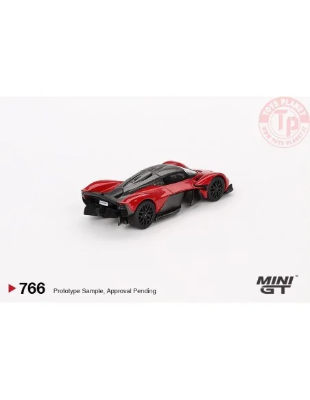 ASTON MARTIN VALKYRIE HYPER RED 2024 1:64 MGT00766-L MINI GT