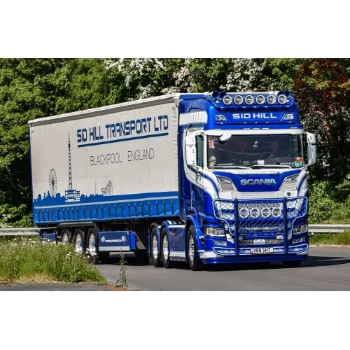 Scania Next Gen serie S Highline con semirimorchio centinato a 3 assi Sid Hill TEKNO 85992 TEKNO