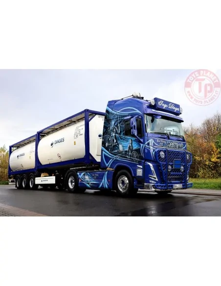 VOLVO FH5 GLOBETROTTER XL 4X2 FLEX CONTAINER TRAILER - 3 AXLE + 2X 20FT TANK CONTAINER - INGO DINGES WSI 01-4424 WSI MODELS VOLVO FH5 GLOBETROTTER XL 4X2 FLEX CONTAINER TRAILER - 3 AXLE + 2X 20FT TANK CONTAINER - INGO DINGES WSI 01-4424 WSI MODELS