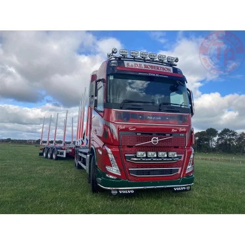 Volvo FH05 Globetrotter met 3-assige houtwagen S & D.E Robertson TEKNO 85393 TEKNO