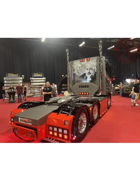 Volvo FH05 6x2 Philippe Muysewinkel TEKNO 86016 TEKNO