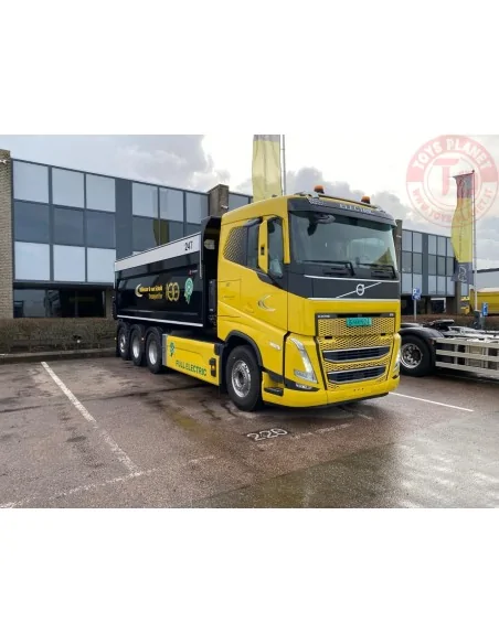 VOLVO FH5 SLEEPER CAB ELECTRIC 8X4 TIPPER TRUCK MILLENAAR EN VAN SCHAIK TRANSPORT WSI 01-4603 WSI MODELS VOLVO FH5 SLEEPER CAB ELECTRIC 8X4 TIPPER TRUCK MILLENAAR EN VAN SCHAIK TRANSPORT WSI 01-4603 WSI MODELS