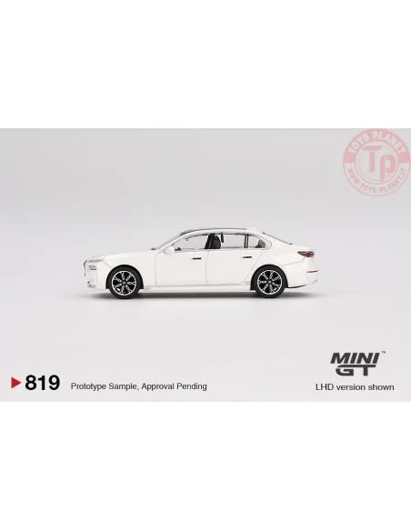 BMW I7 XDRIVE60 MINERAL WHITE 2024 1:64 MGT00819-L Mini Gt BMW I7 XDRIVE60 MINERAL WHITE 2024 1:64 MGT00819-L Mini Gt