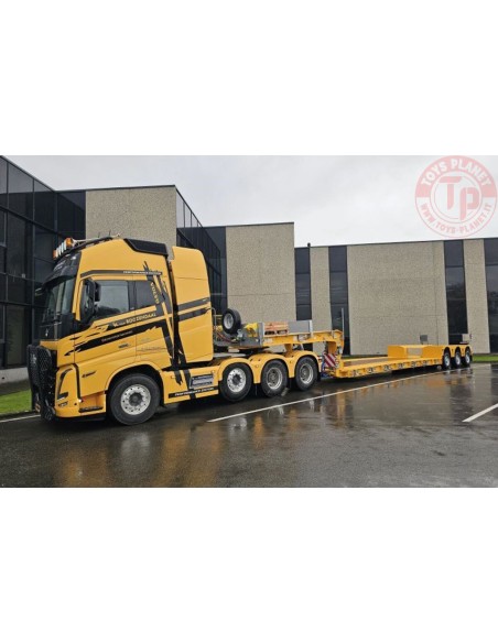 VOLVO FH5 GLOBETROTTER XL 8X4 EURO LOW LOADER - 3 AXLE L.A. van Roozendaal WSI 01-4934 WSI MODELS