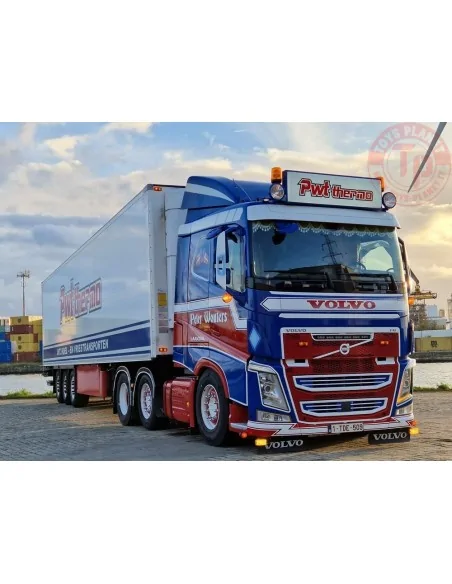 Volvo FH05 met frigotrailer Peter Wouters TEKNO 84991 TEKNO Volvo FH05 met frigotrailer Peter Wouters TEKNO 84991 TEKNO