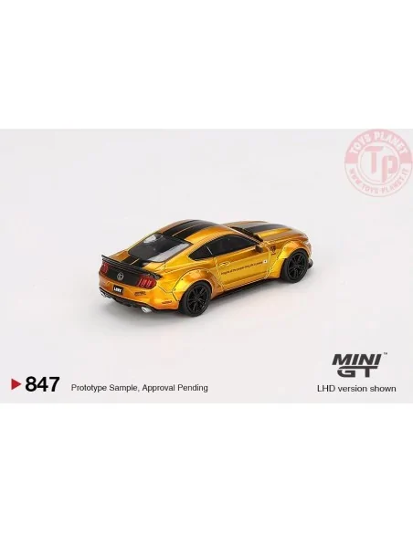 FORD MUSTANG LB-WORKS LB GOLD 2017 1:64 MGT00847-L Mini Gt