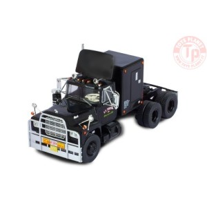 MACK R-SERIES 1966 BLACK WITH REAR CABINE 1:43 IXO TR100 IXO