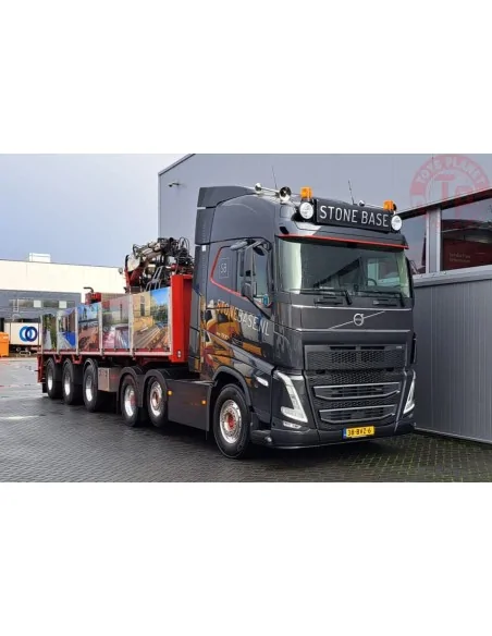 VOLVO FH5 GLOBETROTTER 6X2 TWIN STEER BRICK TRAILER - 3 AXLE Stone base WSI 01-4542 WSI MODELS