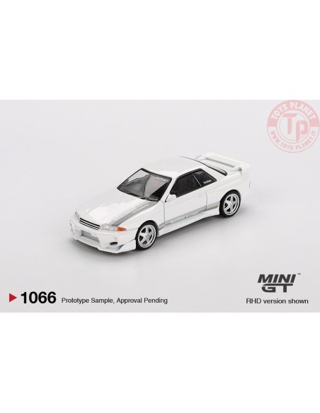 1:64 NISSAN SKYLINE GT-R (R32) VEILSIDE COMBAT C-I WHITE 2011 MGT01066-R MINI GT