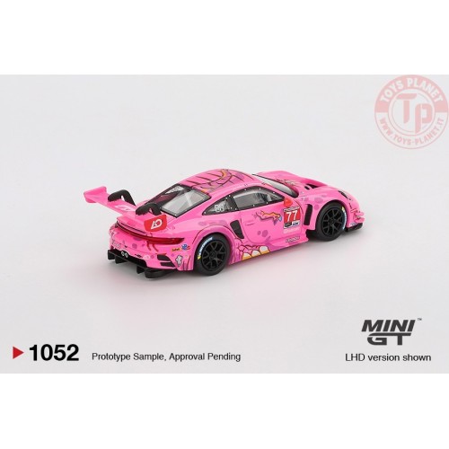 1:64 PORSCHE 911 (992) GT3 R n77 AO RACING ROAD AMERICA 2024 MGT01052-L MINI GT