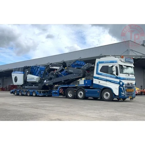 VOLVO FH5 GLOBETROTTER 6X2 TWIN STEER SEMI WHEEL WELL LOW LOADER - 4 AXLE Schoones B.V. WSI 01-4311 WSI MODELS