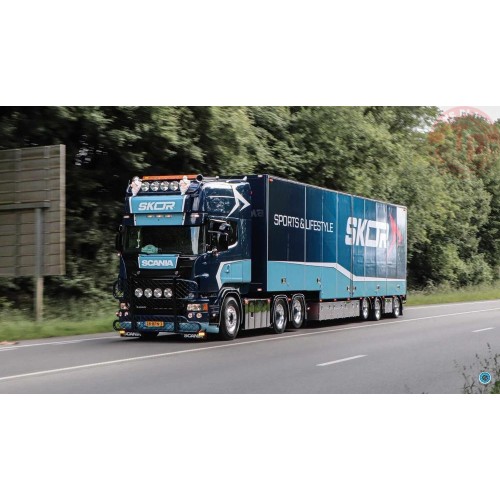 Scania R-series Topline con rimorchio a pianale ribassato Skor TEKNO 87681 TEKNO