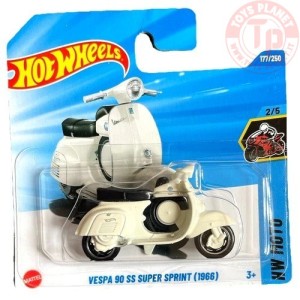 1/64 1966 Vespa 90 SS Super Sprint HOT WHEELS JBB07 HOT WHEELS