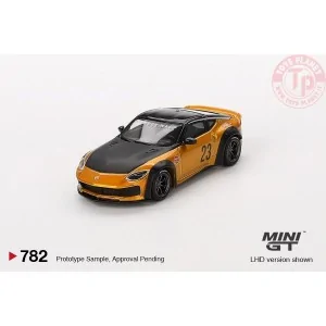NISSAN 400Z LB NATION WORKS GOLD 2024 1:64 MGT00782-R MINI GT