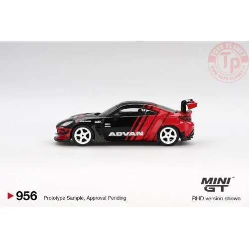 TOYOTA GR86 HKS TYPE R ADVAN TOKYO AUTO SALON 2022 1:64 MGT00956-R MINI GT