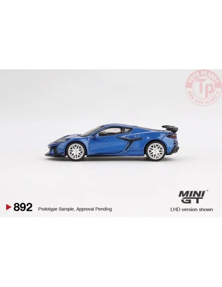 CHEVROLET CORVETTE C8 Z06 ELKHART LAKE BLUE METALLIC 2023 1:64 MGT00892-L MINI GT