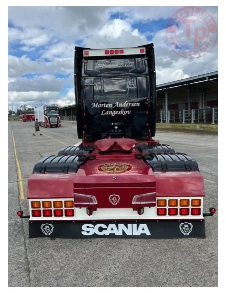 1/50 Scania Next Gen S-serie Highline met 3-assige koeloplegger Morten Andersen TEKNO 88846 TEKNO 1/50 Scania Next Gen S-serie Highline met 3-assige koeloplegger Morten Andersen TEKNO 88846 TEKNO