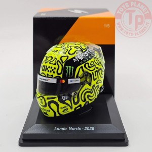 1/5 CASCO F1 LANDO NORRIS TEAM MCLAREN N 4 SEASON 2025 SPARK 5HF188 CASCHI PILOTI 1/5